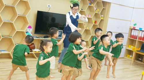 Đầu tư cho giáo dục mầm non theo phương pháp mới tại Việt Nam